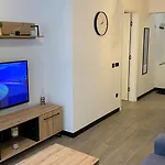 Aavenue Home